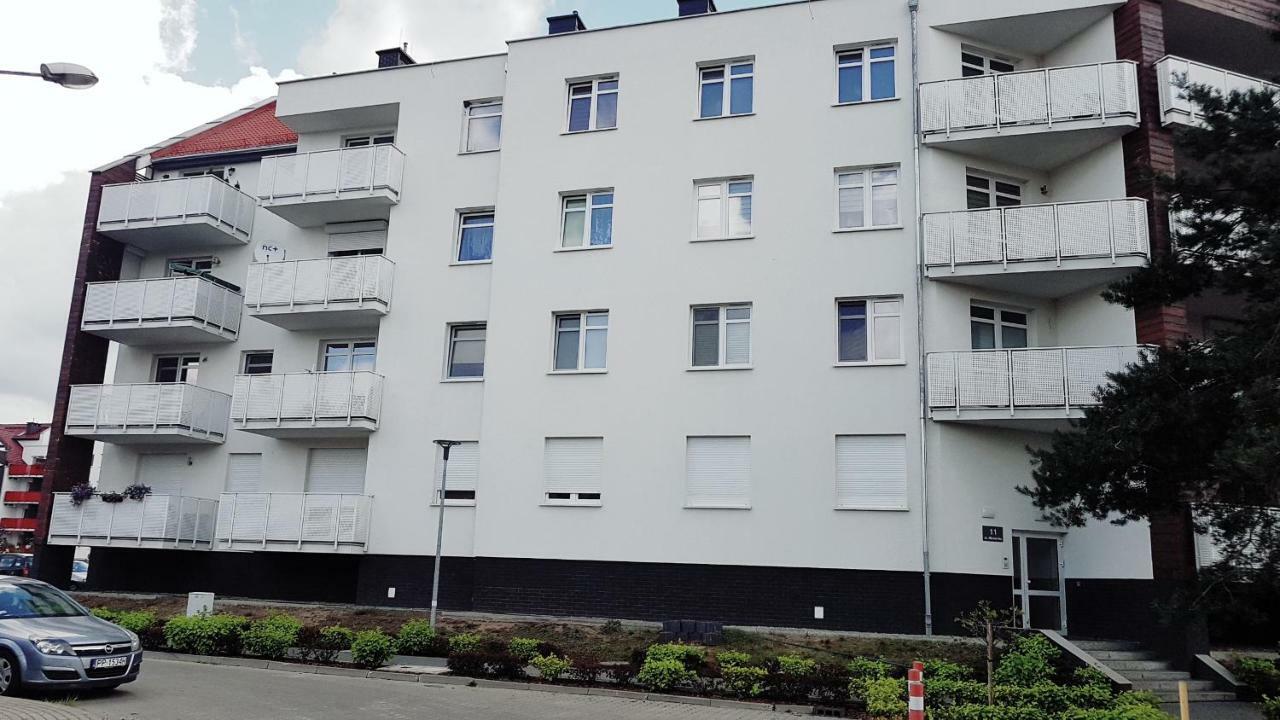 Apartament Mlynarska Піла Екстер'єр фото
